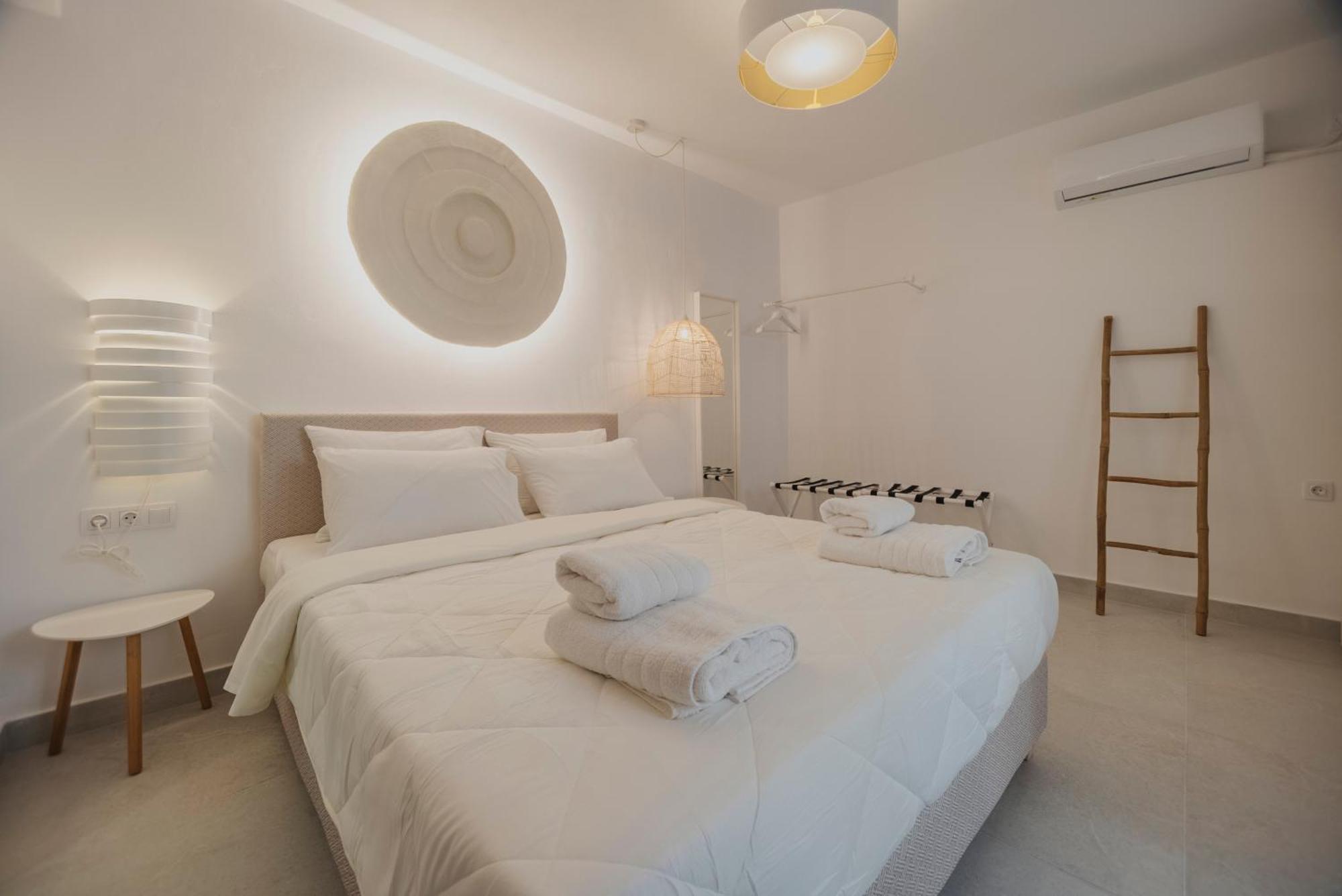 אפרטהוטל Naxos City Golden Bird'S מראה חיצוני תמונה